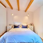 La Casita De Singulis * Cangas